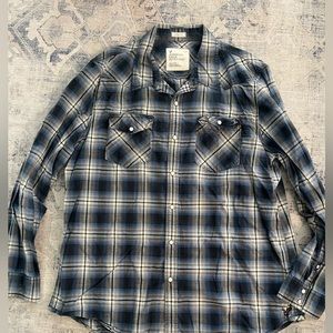 Men’s American Eagle Pearl snap long sleeve size XXL